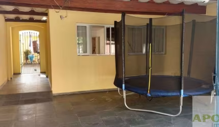 Campo Grande travessa Av Sabara 4 dormitórios sendo 2 suites