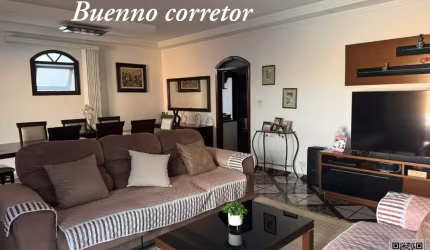 Casa na vila Industrial São José dos Campos SP .