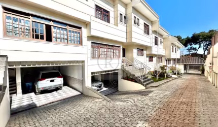 Sobrados triplex, 207m² 5 dormitórios sendo 2 suítes, 2 vagas, cond. Fechado Jd. Social. Apenas R$ 985 mil.Aproveite!!