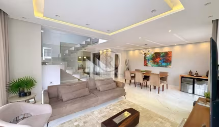 Residência 3 suítes, 6 vagas em condomínio de alto padrão no Uberaba. Arquitetura moderna. Luxo e sofisticação e uma vista espetacular do pôr do Sol.