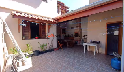 Sobrado com 4 dorms, Praia dos Sonhos, Itanhaém - R$ 600 mil, Cod: 1299