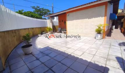 Casa com 3 quartos, Gaivotas, Itanhaém - R$ 440 mil, Cod: 1591