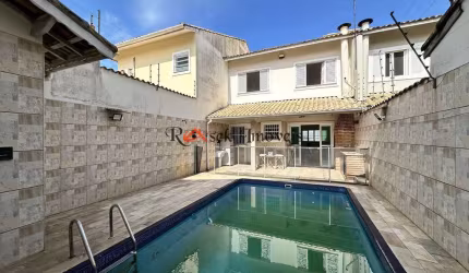 Sobrado com 2 quartos, Centro, Itanhaém - R$ 780 mil, Cod: 2281