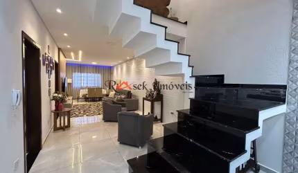 Sobrado com 5 quartos, Centro, Peruíbe - R$ 1.5 mi, Cod: 2292