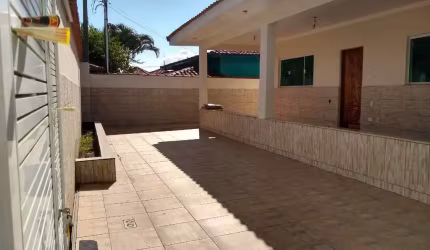 Casa com 3 quartos, Praia dos Sonhos, Itanhaém - R$ 600 mil, Cod: 577