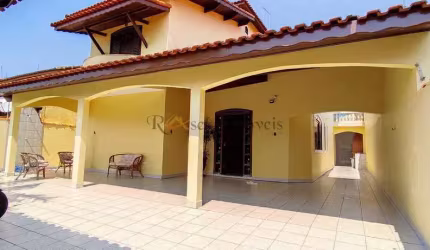 Casa com 4 quartos, Jardim Grandesp, Itanhaém - R$ 710 mil, Cod: 663