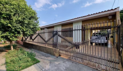 Casa à venda em Maringá, Parque das Grevíleas, com 3 quartos, com 160 m²