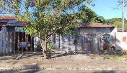 Casa à venda em Maringá, Conjunto Habitacional Inocente Vila Nova Júnior, com 4 quartos, com 166 m²