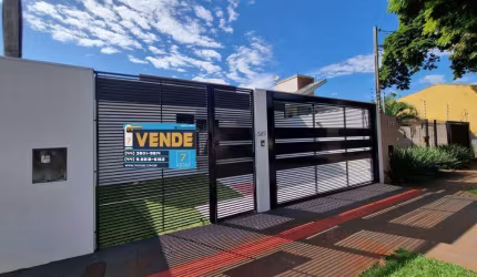 Casa à venda em Maringá, Jardim Alvorada, com 3 quartos, com 145.5 m²