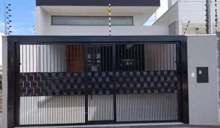 Casa à venda em Maringá, Jardim Três Lagoas, com 3 quartos, com 105 m²