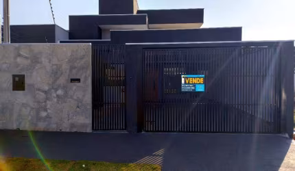 Casa à venda em Maringá, Zona 31, com 3 quartos, com 153 m²