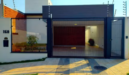 Casa à venda em Maringá, Jardim Munique, com 3 quartos, com 127 m²