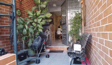 Casa com 4 quartos à venda na Rua Silva Pinto, Vila Isabel, Rio de Janeiro, 170 m2 por R$ 620.000