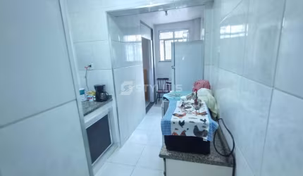 Casa com 2 quartos à venda na Rua Comendador Agostinho D'Almeida, Oswaldo Cruz, Rio de Janeiro, 66 m2 por R$ 255.000