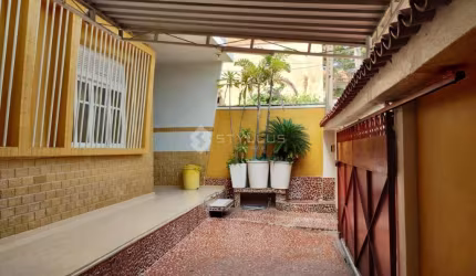 Casa com 3 quartos à venda na Rua Valério, Cascadura, Rio de Janeiro, 281 m2 por R$ 700.000