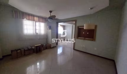 Casa em condomínio fechado com 3 quartos à venda na Rua Pinto Teles, Campinho, Rio de Janeiro, 187 m2 por R$ 550.000