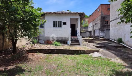 Casa com 3 quartos à venda na Rua Clarimundo de Melo, Quintino Bocaiúva, Rio de Janeiro, 180 m2 por R$ 250.000