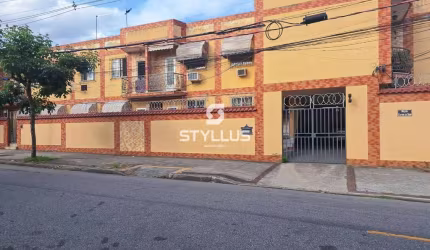 Apartamento com 2 quartos à venda na Rua Cerqueira Daltro, Cascadura, Rio de Janeiro, 62 m2 por R$ 200.000