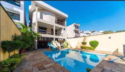 Sobrado com 4 dormitórios à venda, 568 m² por R$ 2.700.000,00 - Campestre - Santo André/SP