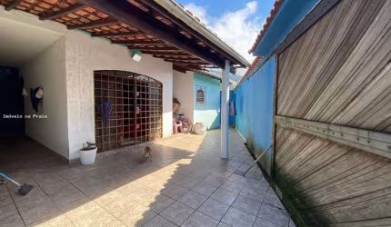 Casa à venda no bairro Solemar em Praia Grande/SP