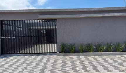 Casa à venda no bairro Jardim Imperador em Praia Grande/SP