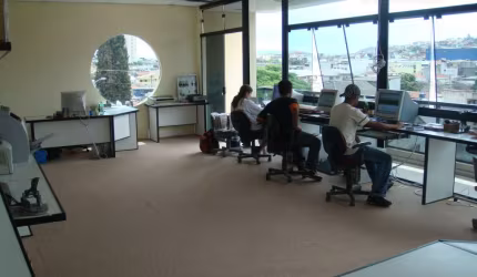 Venda ou Locação | Prédio comercial 750m², galpão 200m², Vila Amalia