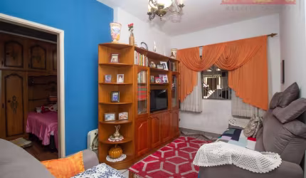 Venda | Sobrado com 219m², 5 dormitórios, 2 banheiros, e 4 vagas, Moinho Velho, São Paulo/SP