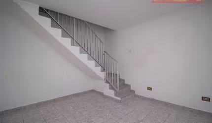 Venda | Sobrado com 140m², 4 Dormitórios, Área Gourmet, 2 Vagas, Vila Cavaton, São Paulo/SP.