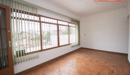 Venda | Sobrado 117m², 2 dormitórios, 2 terraços, quintal, 2 vagas, Vila Zulmira