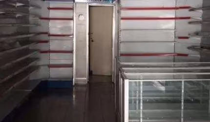 Locação | Ponto Comercial com 90m², Salão, Escritório, 1 WC, em Lapa de Baixo, São Paulo/SP