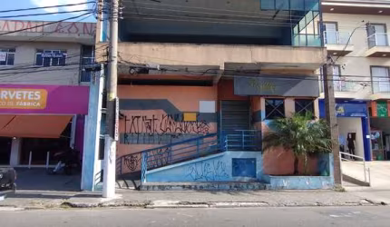 Locação | Prédio Comercial com 661m², 4 banheiros, 2 vestiários e 2 piscinas, Vila Pereira Barreto, São Paulo, SP.