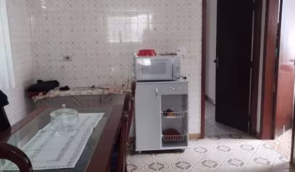 Venda I Casa Sobrado 6 dormitórios, 2 banheiros, 2 vagas