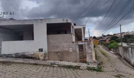 Casa com 4 dormitórios à venda, 220 m² por R$ 480.000 - Vila Dominguinho - Votorantim/SP