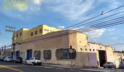 Prédio à venda em região nobre próximo ao centro