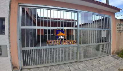 Casa Ótima!! Primeira quadra da Monteiro Lobato