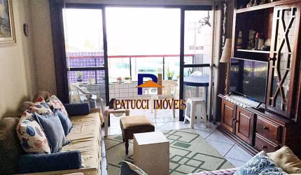 Ótima Localização! Apartamento a 50 Metros do Mar, Prédio com Piscina!