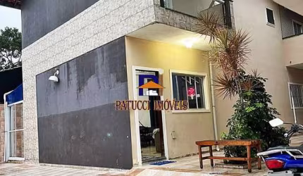Sobrado em Condomínio Próximo ao Mar! Aceita Carro como Parte de Pagamento!