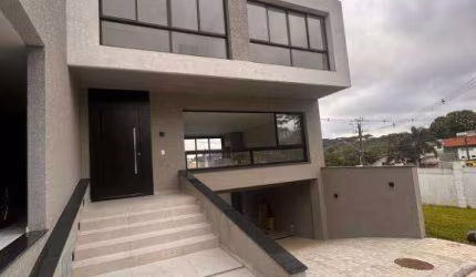 Casa com 3 quartos à venda, 268 m² por R$ 1.750.000 - Santa Cândida - Curitiba/PR