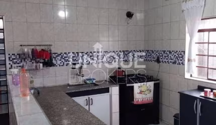 Casa À Venda, 192 M² Por R$ 620.000,00 - Caxambu - Jundiaí/Sp