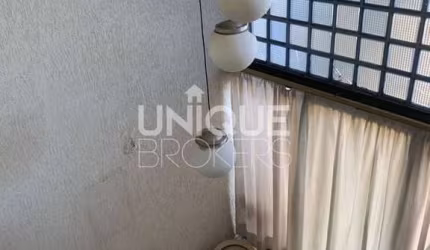 Casa Em Frente Ao Fórum Com 2 Dormitórios À Venda, 240 M² Por R$ 1.500.000 - Centro - Jundiaí/Sp