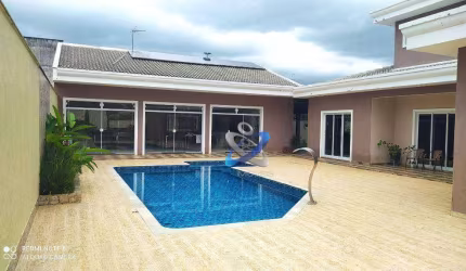 Casa com 3 dormitórios à venda, 360 m² por R$ 1.800.000,00 - Jardim Terras de Santa Helena - Jacareí/SP
