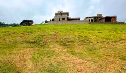 TERRENO PLANO À VENDA NO CONDOMÍNIO FAZENDA SERRA AZUL II EM ITUPEVA/SP