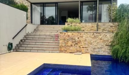 CASA SOBRADO COM 05 DORMITÓRIOS À VENDA NO CONDOMÍNIO SERRA AZUL - ITUPEVA/SP