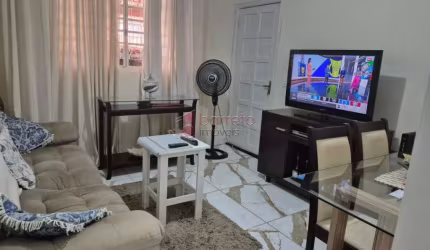 CASA COM 2 DORMITÓRIOS À VENDA NA VILA HORTOLÂNDIA EM JUNDIAÍ/SP