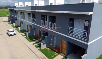 CASA NOVA, NUNCA HABITADA, À VENDA NO CONDOMÍNIO KATARINA I NO BAIRRO DO POSTE EM JUNDIAÍ/SP