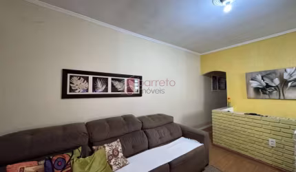 CASA SOBRADO COM 03 DORMITÓRIOS À VENDA NO BAIRRO JARDIM ESTÁDIO - JUNDIAÍ/SP