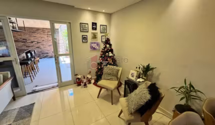 CASA DE 111 M² À VENDA NO CONDOMÍNIO THINA NO BAIRRO MEDEIROS EM JUNDIAÍ/SP