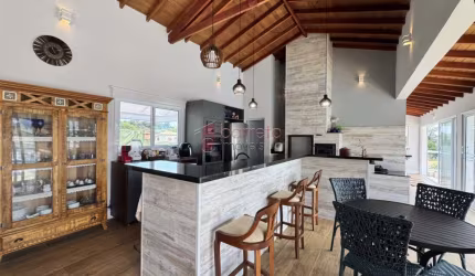CASA TÉRREA À VENDA NO CONDOMÍNIO VIVENDAS DO JAPI - MEDEIROS - JUNDIAÍ/SP