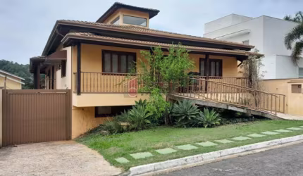 ÓTIMA CASA À VENDA NO CONDOMÍNIO VISTA VERDE NO BAIRRO CAXAMBÚ EM JUNDIAÍ/SP