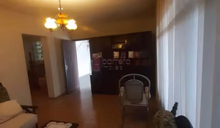 CASA COM TERRENO EXCELENTE À VENDA NO JARDIM CARLOS GOMES EM JUNDIAÍ/SP